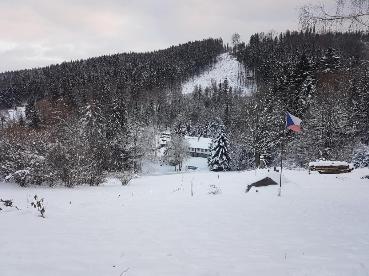 Chata Tanvaldsky Spicak Exteriör bild